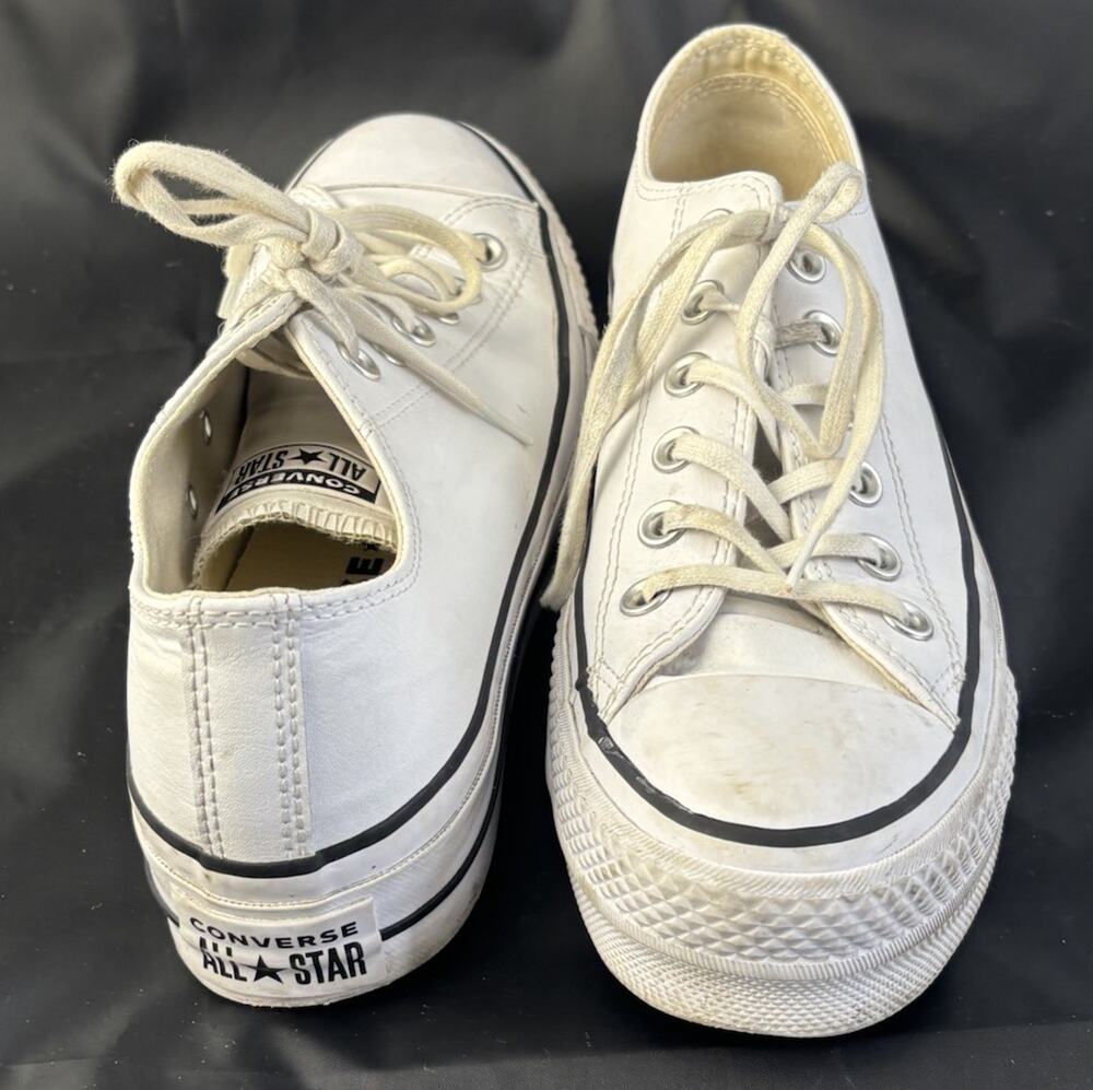 Converse Chuck Taylor All Star Low Top Leather Platform Sneakers White 7 Women’s